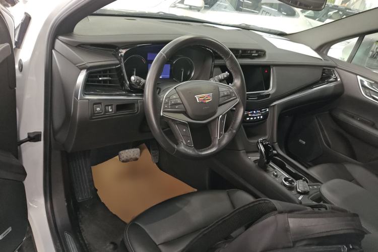 Used Cadillac XT5 2022 2.0T Two-Wheel Drive Luxury Version
