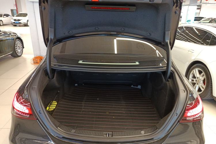 Used Mercedes-Benz E-Class 2022 Second Facelift E 300 L Luxury Edition