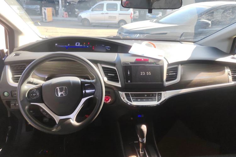 Used Honda Jade 2017 1.8L automatic Comfort version 5 seats
