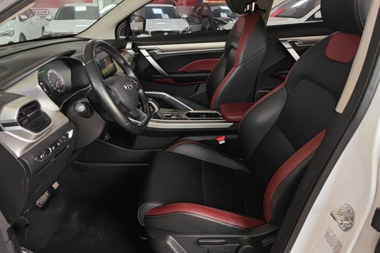 Used Geely Auto Coolray 2020 Facelift 240T DCT Hunter
