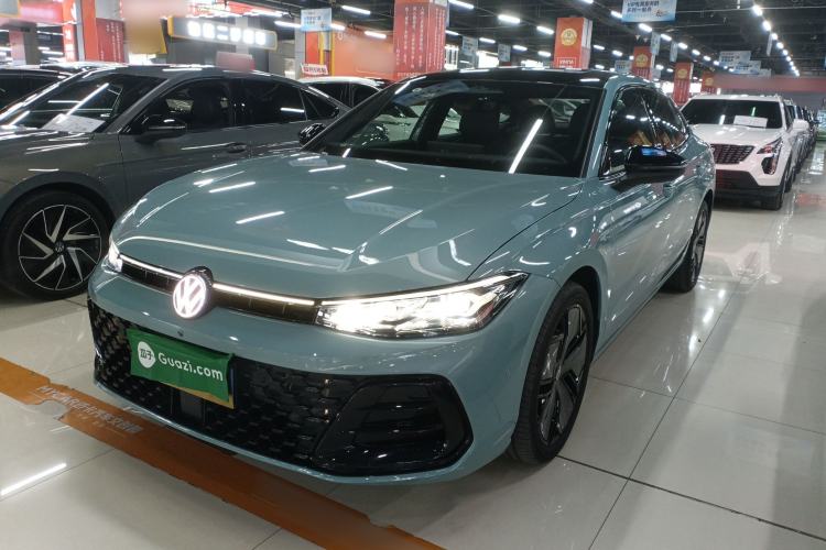 Used Volkswagen Passat 2025 Pro 380TSI Starry Dragon Luxury Edition