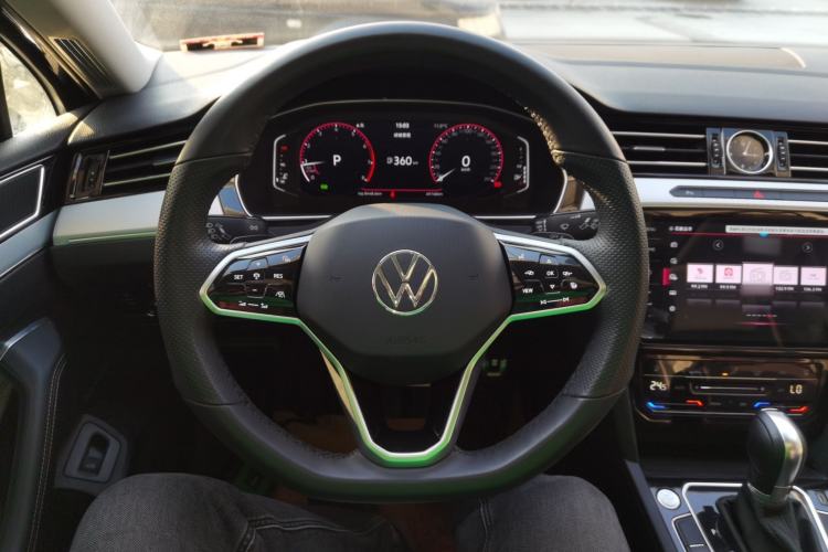 Used Volkswagen Magotan 2023 2 Million Units Commemorative Edition 330TSI DSG Luxury Version
