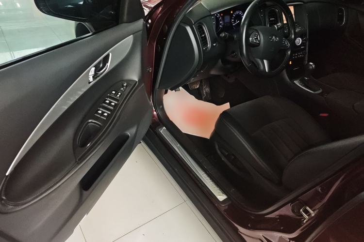 Used Infiniti QX50 2015 2.5L Comfort Edition
