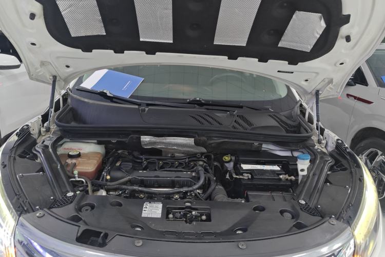 Used Qoros 5 2018 1.6T Automatic Leading Model
