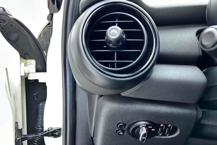 Used  MINI 2018 1.5T ONE Five-Door Edition
