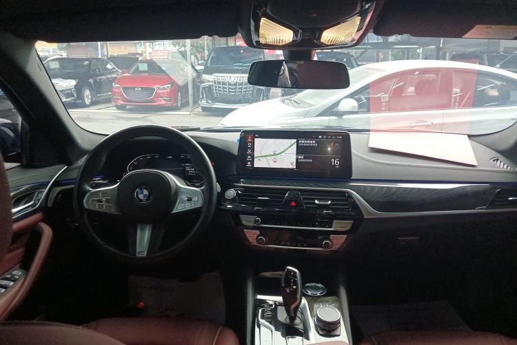 Used BMW 5 Series 2022 Second Facelift 525Li M Sport Package