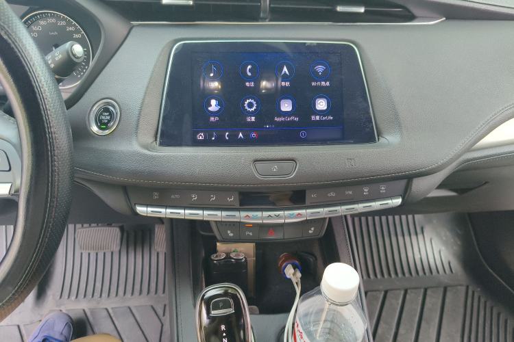 Used Cadillac XT4 2020 28T Two-Wheel-Drive Leading Version
