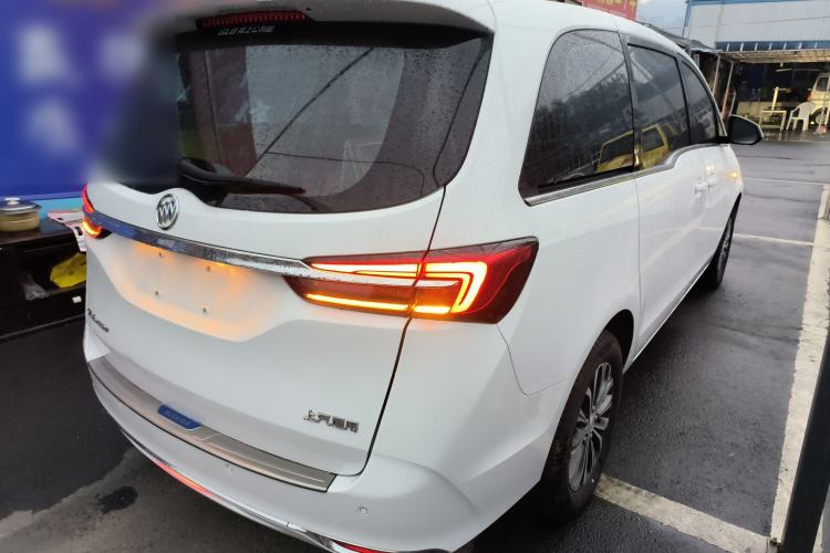 Used Buick GL8 2021 Land Cruiser Executive Class 652T Comfort Model
