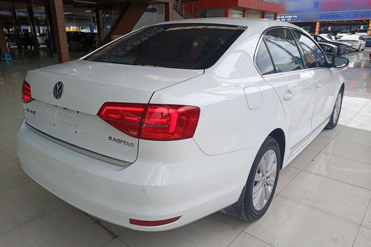 Used Volkswagen Sagitar 2015 1.6L Automatic Comfort Model