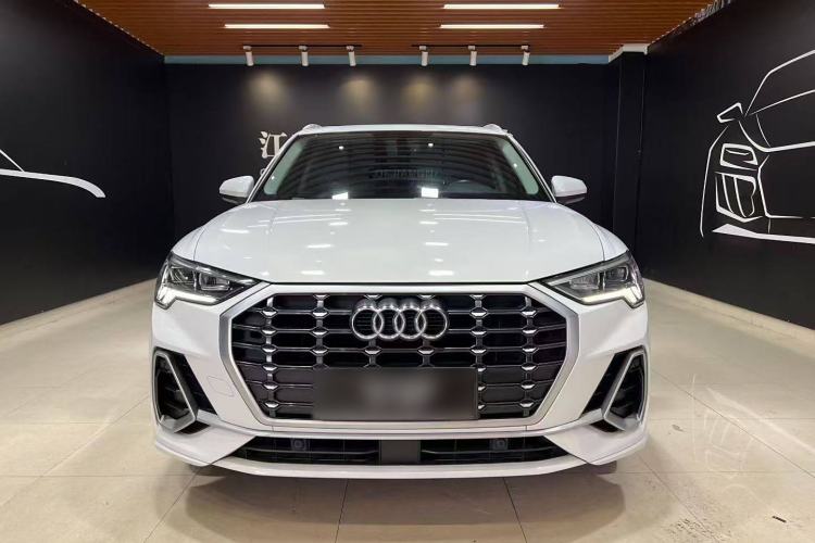 Used Audi Q3 2019 35 TFSI Advanced Dynamic Edition
