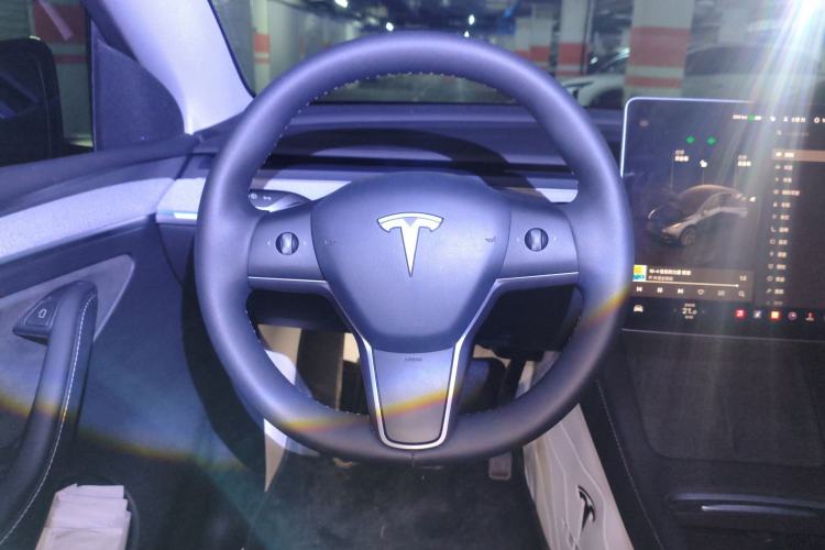 Used Tesla Model Y 2024 Rear-Wheel-Drive Version