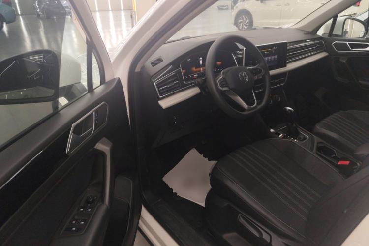 Used Volkswagen Tiguan L 2022 330TSI Automatic Two-Wheel Drive Comfort Edition
