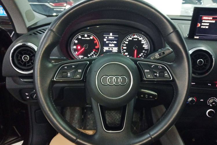 Used Audi A3 2019 Limousine 35 TFSI Fashion Edition China V standard
