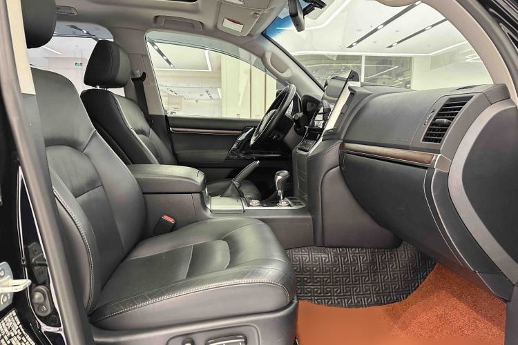 Used Toyota Land Cruiser (Parallel Import) 2017 4.0L GX 7-Seater U.S.-Spec Version