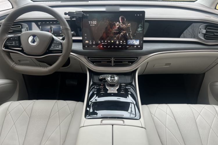 Used Denza D9 2022 DM-i 970 Four-Wheel Drive Flagship Model
