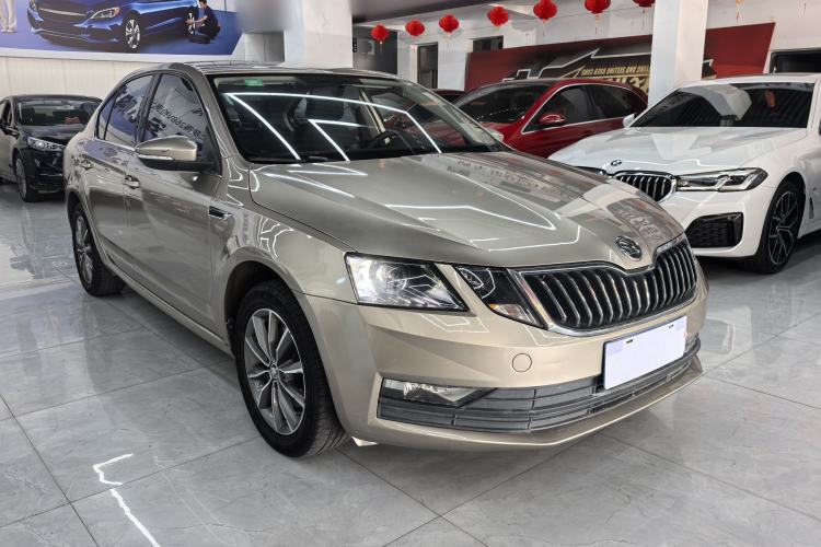 Used Skoda Octavia 2019 1.5L Automatic SmartDrive Comfort Edition China VI Standard
