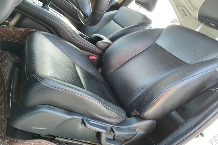 Used Honda Vezel 2017 1.8L CVT Front-Wheel Drive Pioneer Edition
