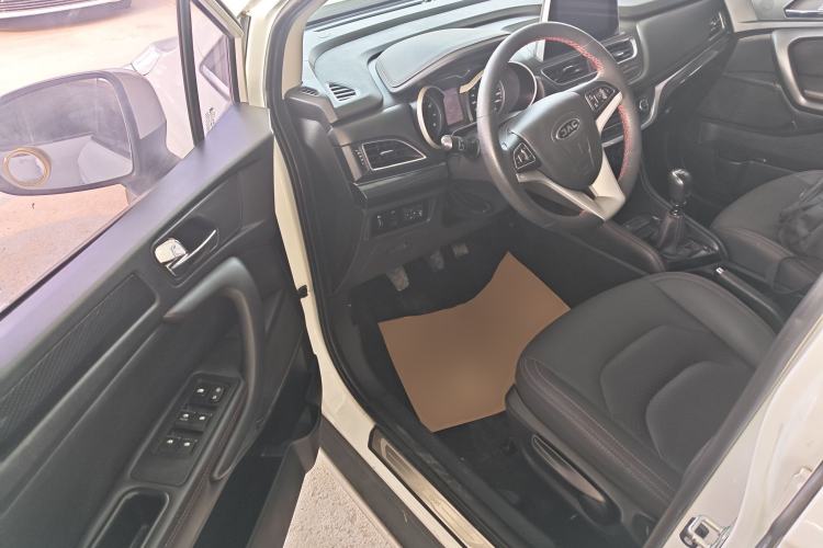 Used  Refine S3 2017 1.6L Manual Luxury Smart Model