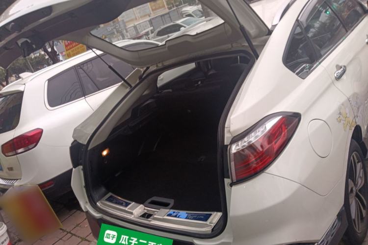 Used Venucia T90 2017 2.0L Manual ZhiShang Edition
