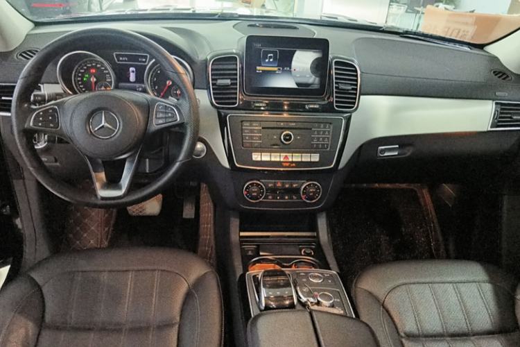 Used Mercedes-Benz GLS 2017 GLS 400 4MATIC Dynamic Model