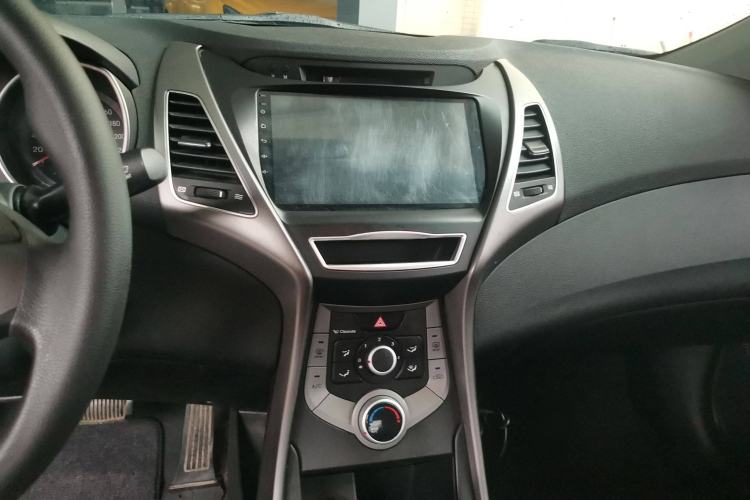 Used Hyundai Elantra 2016 1.6L Automatic Smart Version
