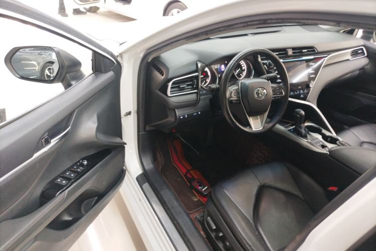 Used Toyota Camry 2018 Dual-Engine 2.5 HG Luxury Edition