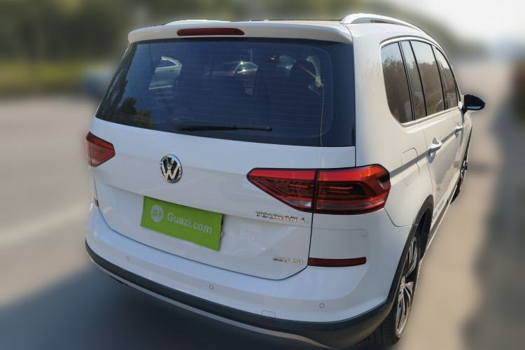 Used Volkswagen Touran 2018 Volkswagen Touran L 280TSI DSG Boundary Edition 7 Seats China V Emission Standard
