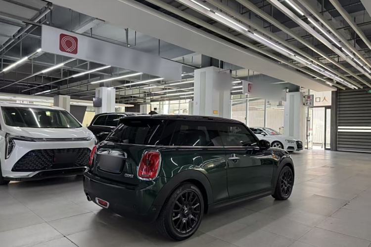 Used  MINI 2016 1.5T COOPER
