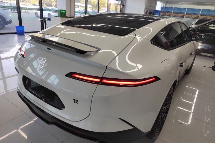 Used  12 2025 Ultra Extended-Range Edition