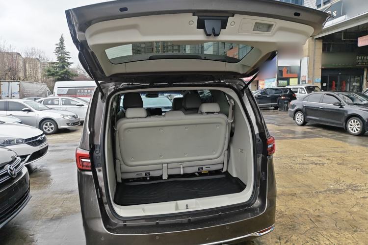 Used Buick GL8 2020 Land Business Class 652T Luxury Model
