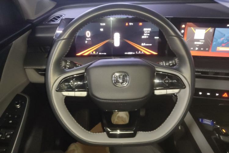 Used Changan CS75 PLUS 2022 2nd Generation 1.5T Automatic Prestige Version
