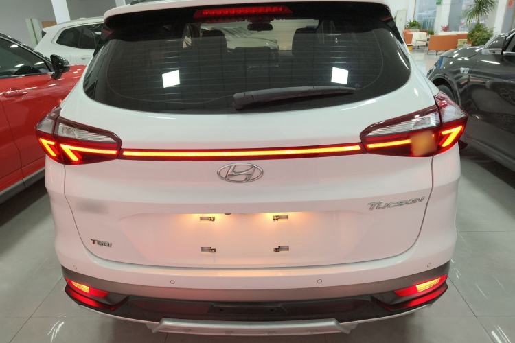 Used Hyundai Tucson 2020 280TGDi Two-Wheel-Drive GLS Fashion Edition China VI Standard