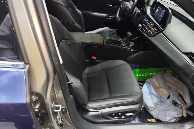 Used Lexus ES 2021 260 Excellence Edition