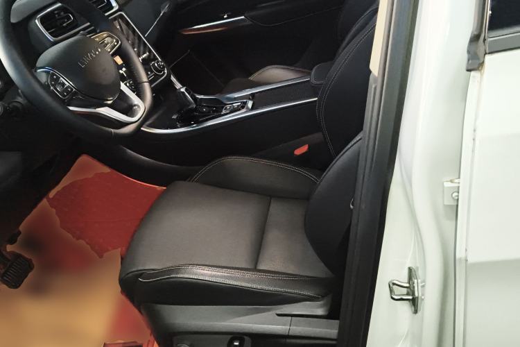 Used Lynk & Co 01 2019 2.0T Two-Wheel-Drive Pro Version China VI Standard
