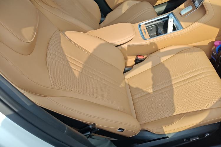 Used  L7 2025 EM-i 115km Exploration+ Edition