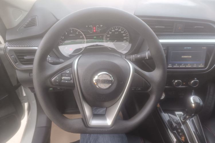 Used Nissan Lannia 2016 1.6L CVT Smart Cool Edition
