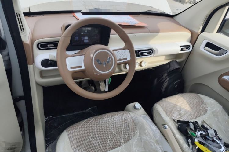 Used Wuling Hongguang MINIEV 2024 3rd Generation 215km Youth Edition