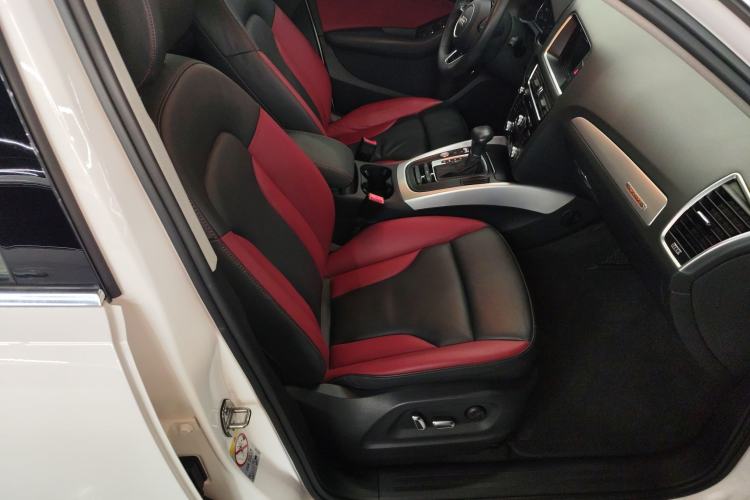 Used Audi Q5 2017 Plus 40 TFSI Technology Model