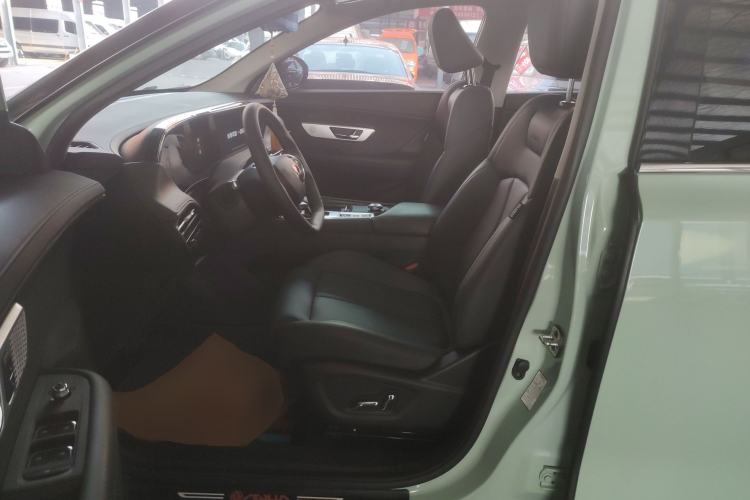 Used Dongfeng Aeolus Huge 2022 Mach Dual-Motor 1.5T MHD Dare-to-Dream Edition