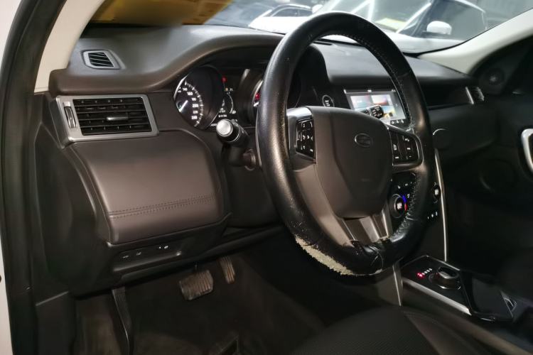 Used Land Rover Discovery Sport 2018 240 PS HSE LUXURY Edition
