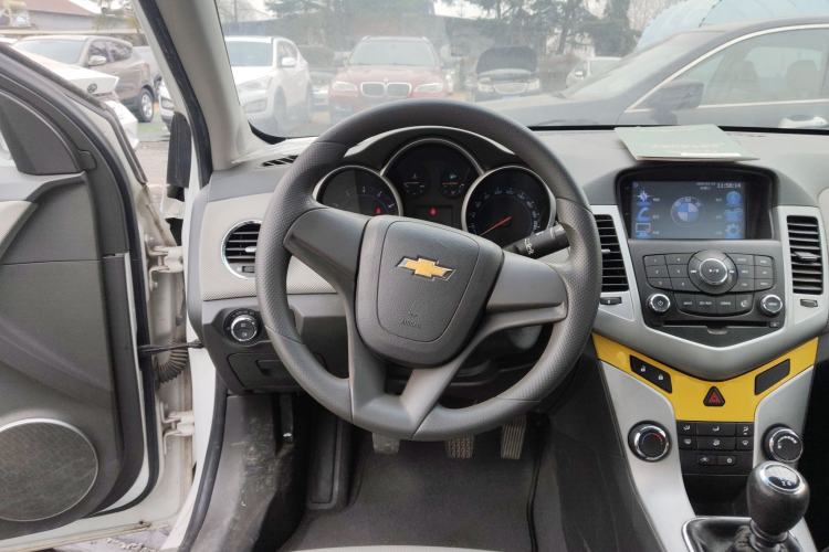 Used Chevrolet Cruze 2013 1.6L SE WTCC Edition MT