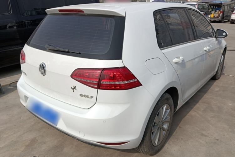 Used Volkswagen Golf 2014 1.6L Manual Fashion Edition