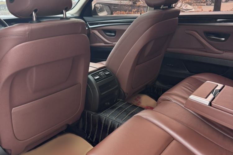 Used BMW 5 Series 2014 525Li Leading Model
