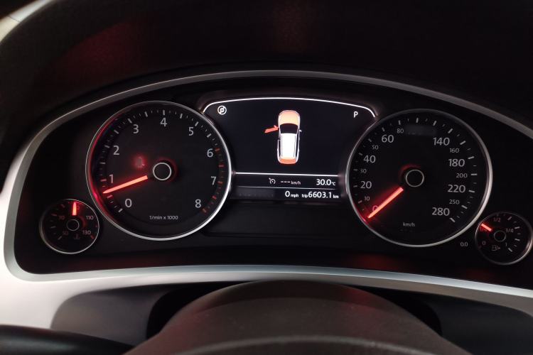 Used Volkswagen Touareg 2011 3.0 TSI Standard Version
