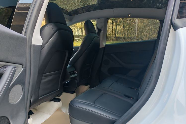 Used Tesla Model Y 2024 Rear-Wheel-Drive Version
