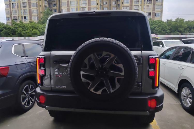 Used Beijing Auto BJ40 2024 2.0D All-New Blade Hero Crosser
