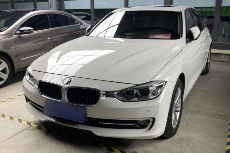 Used BMW 3 Series 2014 320Li Fashion Model

