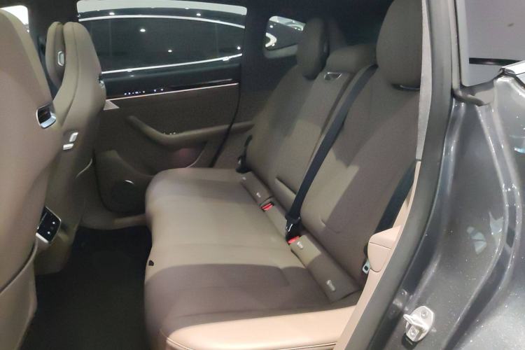 Used Hima Luxeed R7 2025 Range-Extended Version 251 km Max
