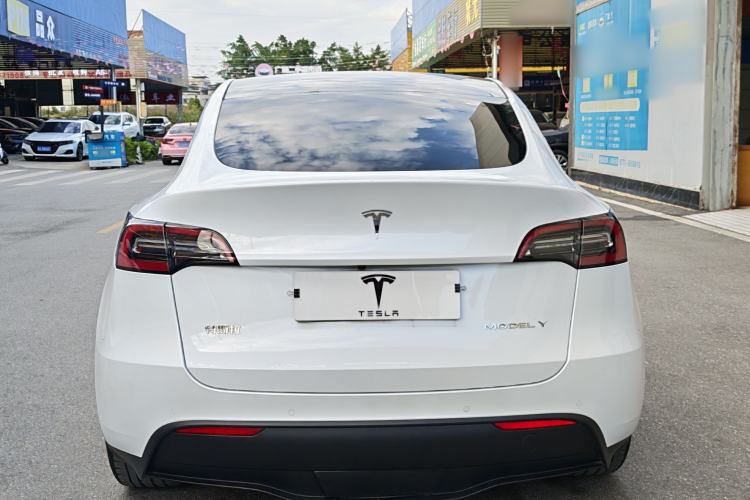 Used Tesla Model Y 2022 Rear-Wheel-Drive Version
