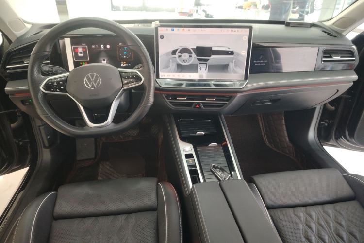 Used Volkswagen Magotan 2024 380TSI DSG Prestige Edition DaMai Package
